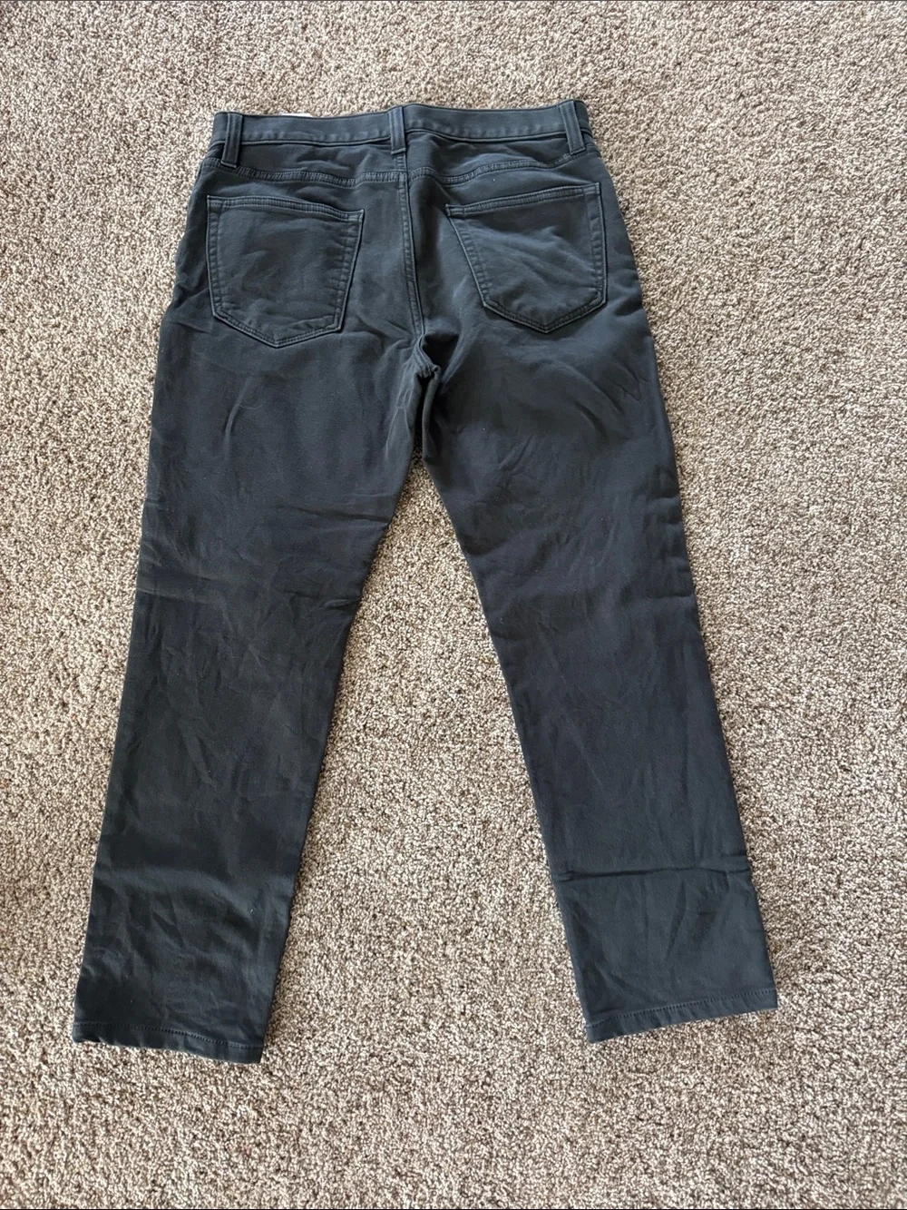 Banana Republic Men’s traveler Slim charcoal Jeans